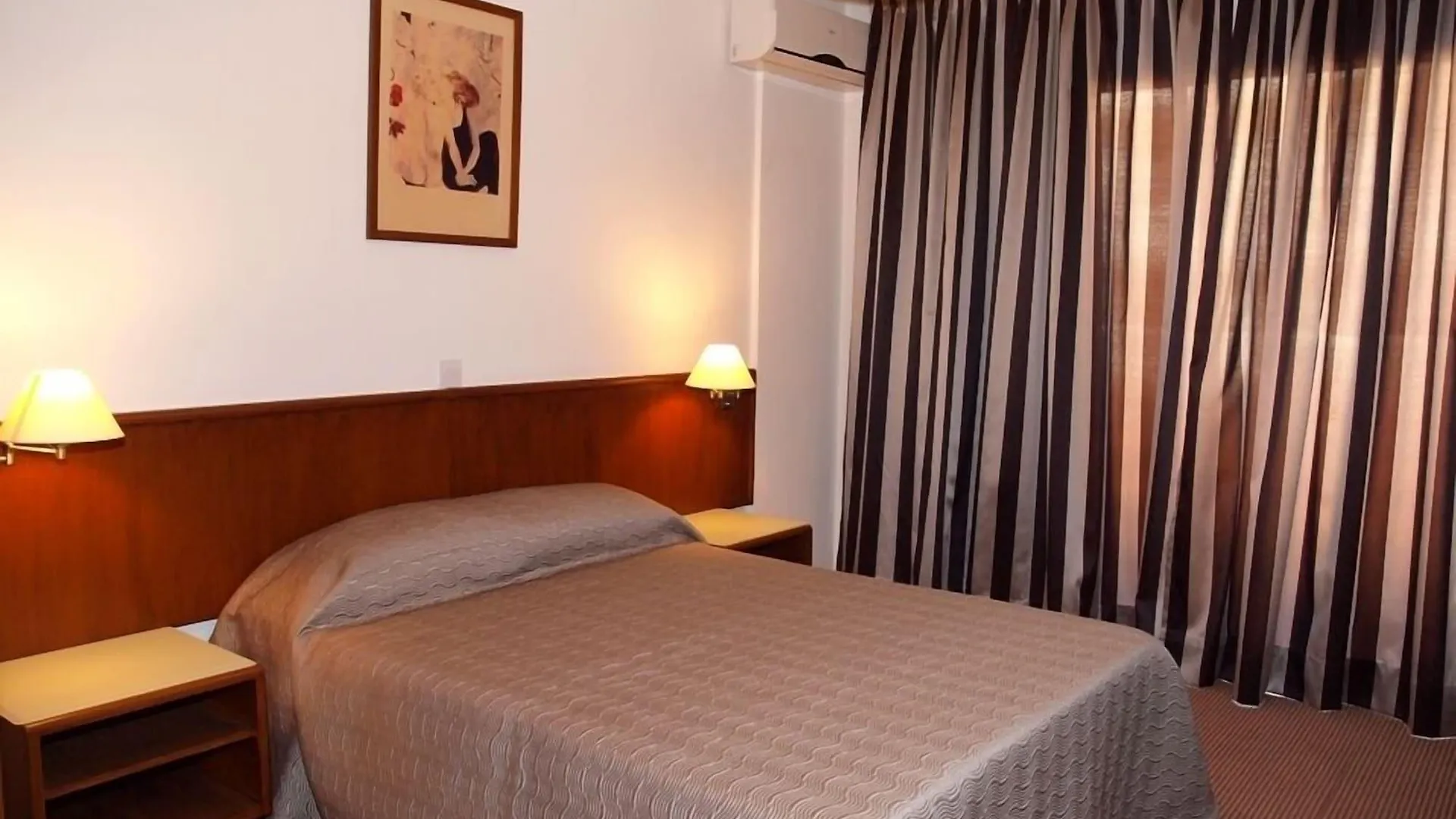Blazer Residence Larnaca 2*,